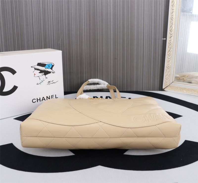 Ch**el shopping bags